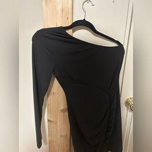Elegant Black One-Shoulder Dress